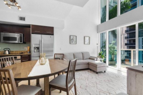 Brickell 2 Story Luxury Getaway With Pool